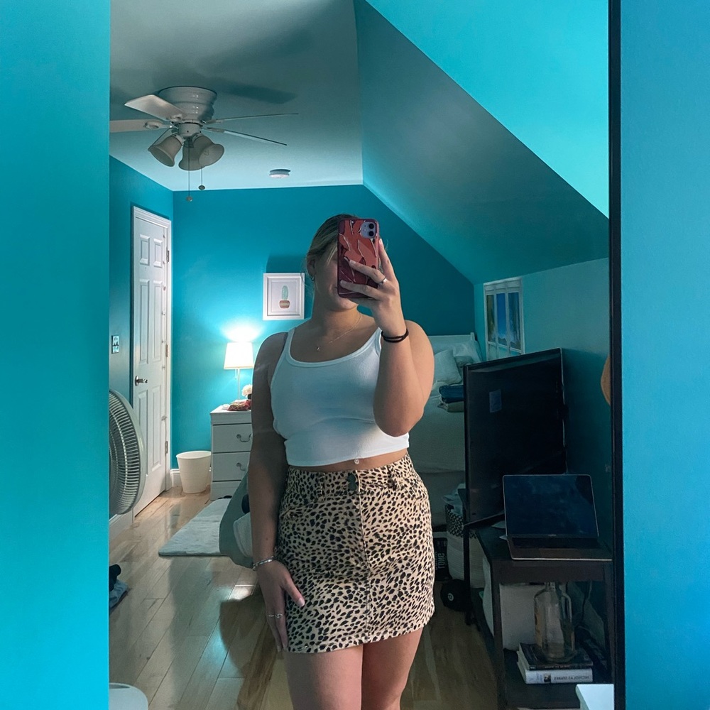 cheetah/leopard print billabong denim skirt
